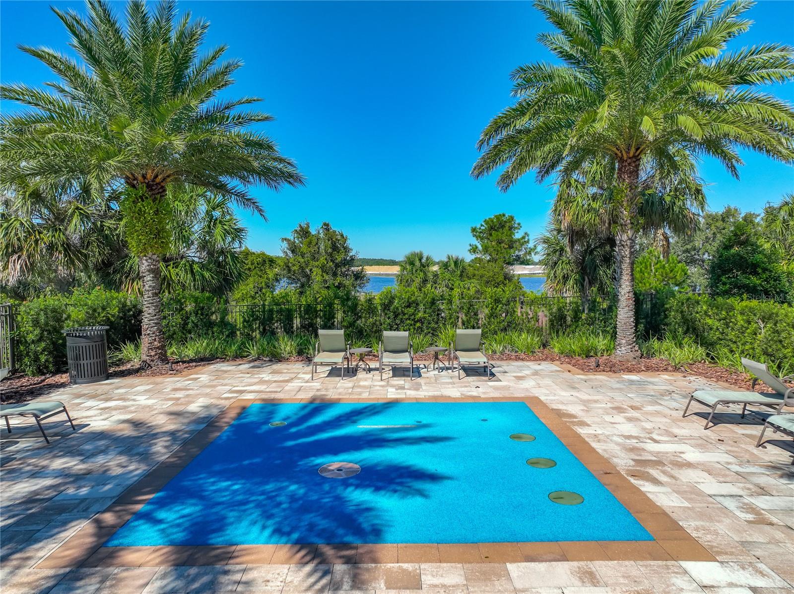 HAWKSMOOR PH 3 - Residential