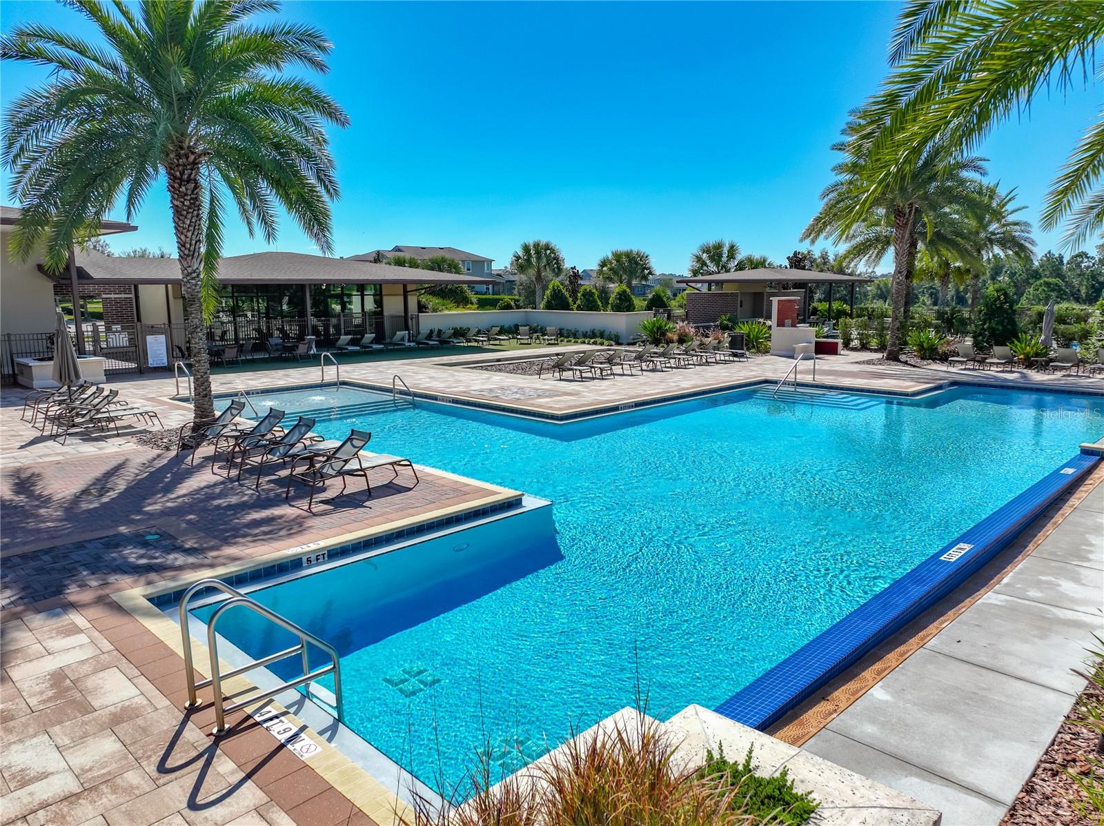 HAWKSMOOR PH 3 - Residential