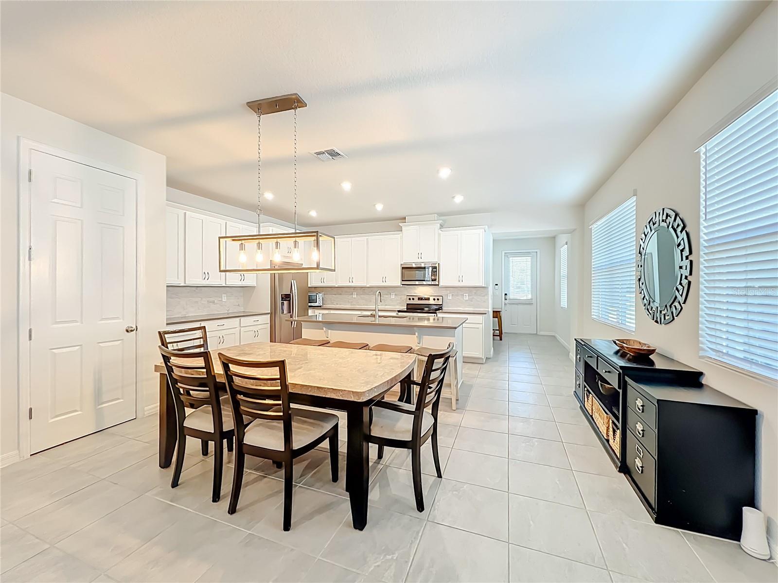 HAWKSMOOR PH 3 - Residential