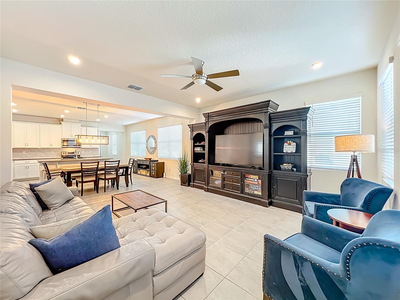 HAWKSMOOR PH 3 - Residential