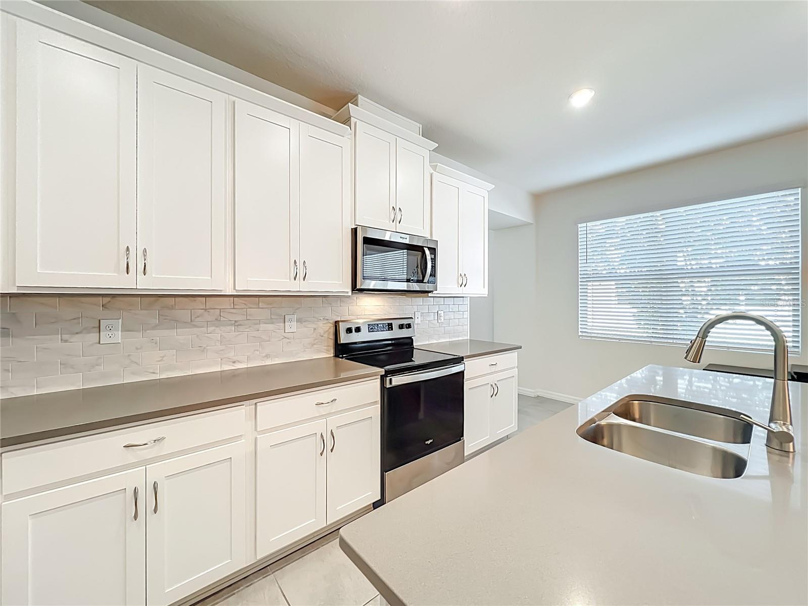 HAWKSMOOR PH 3 - Residential