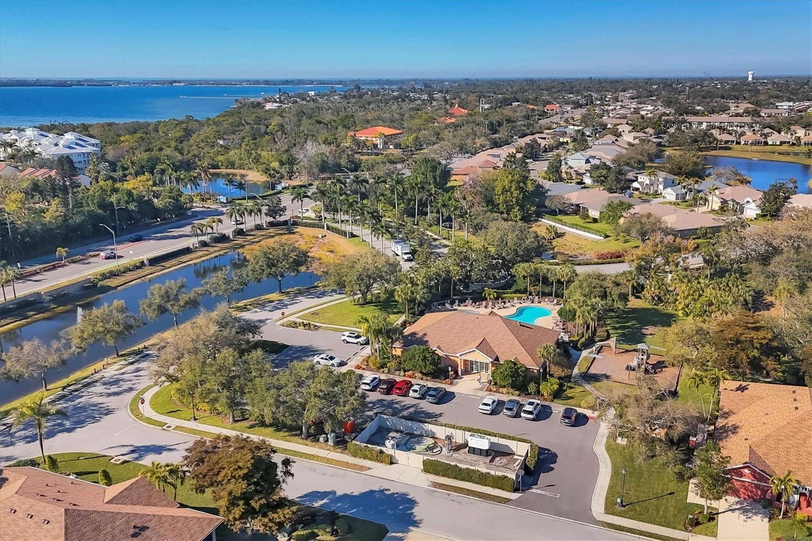 PALMA SOLA TRACE - Residential