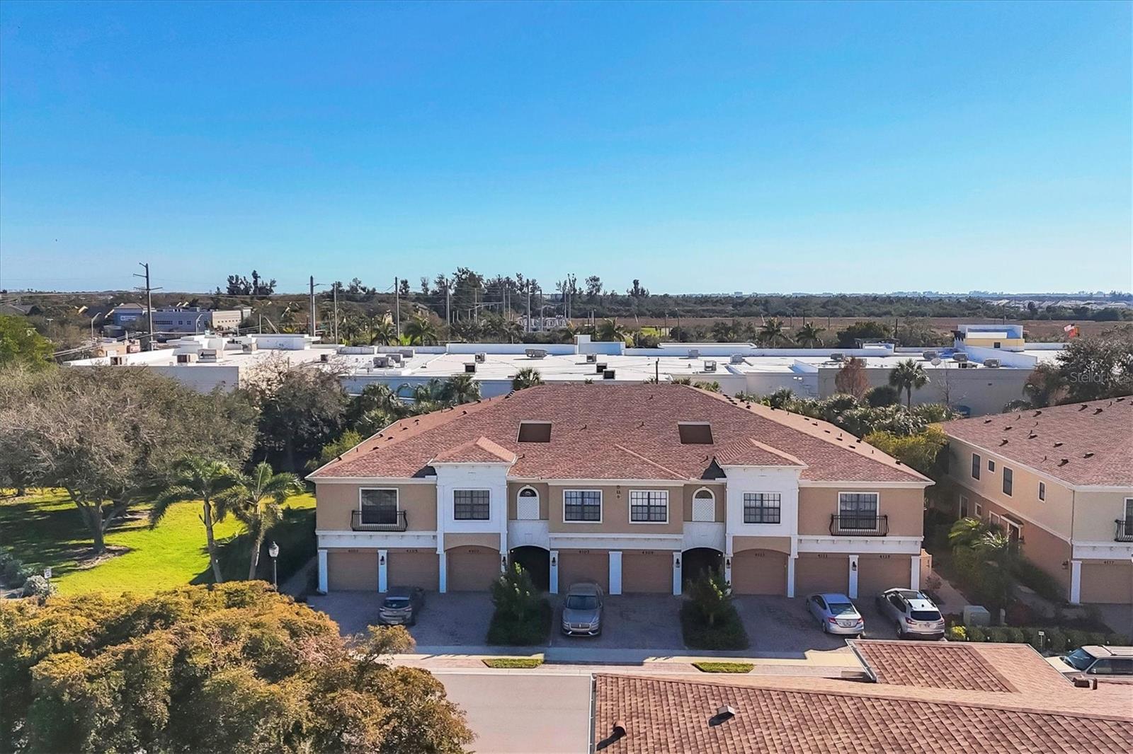 4113 OVERTURE CIRCLE