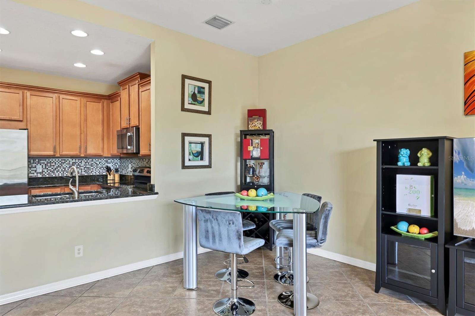 PALMA SOLA TRACE - Residential