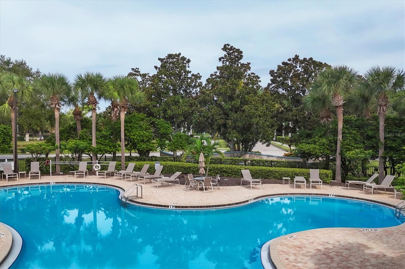 PALMA SOLA TRACE - Residential