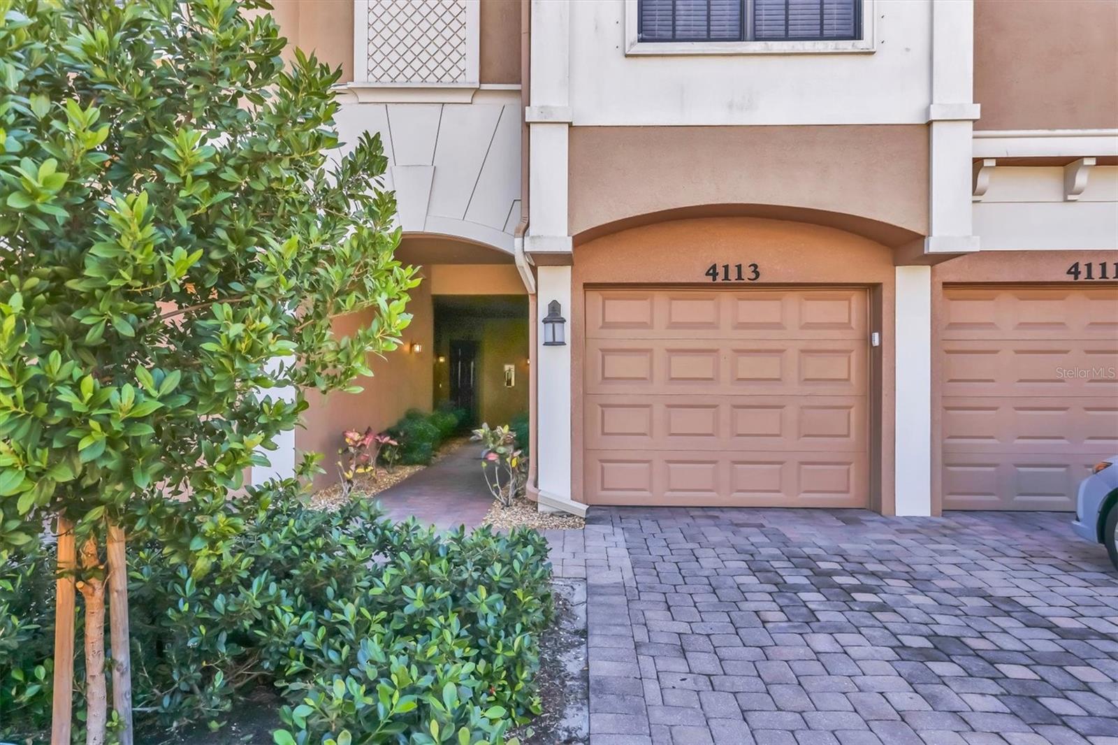 4113 OVERTURE CIRCLE