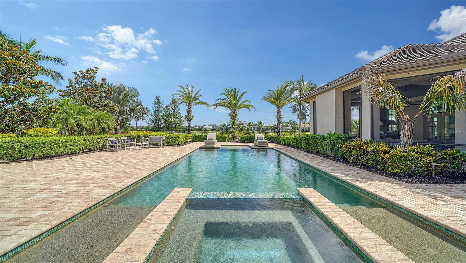 LAKE CLUB PH I - Residential