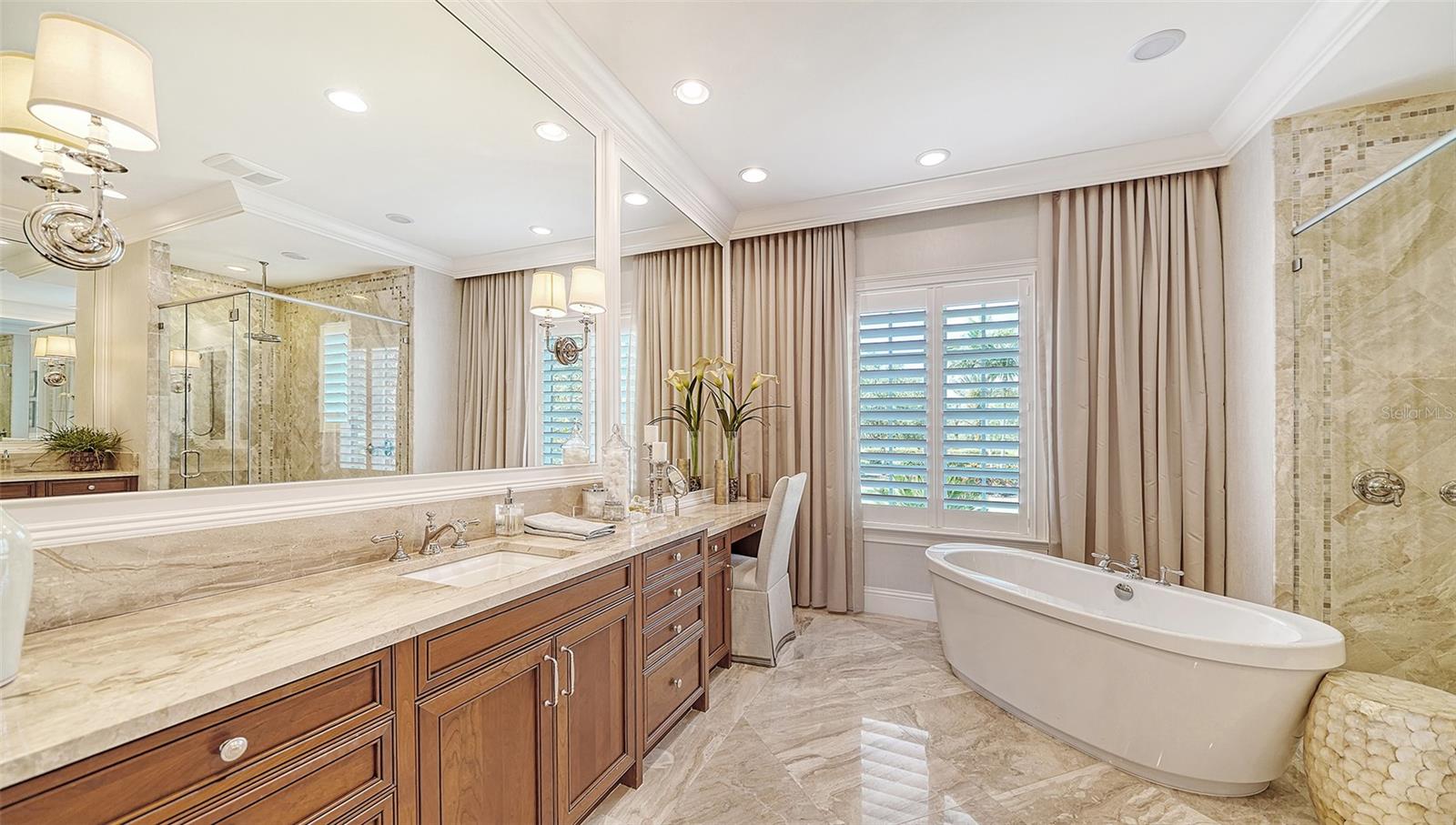 LAKE CLUB PH I - Residential