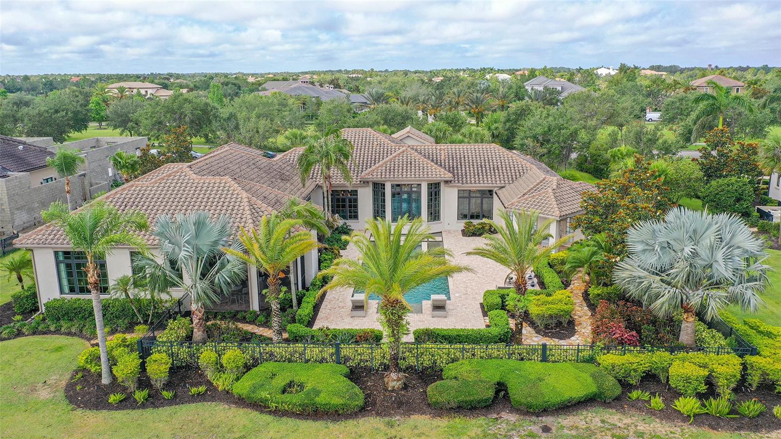 LAKE CLUB PH I - Residential