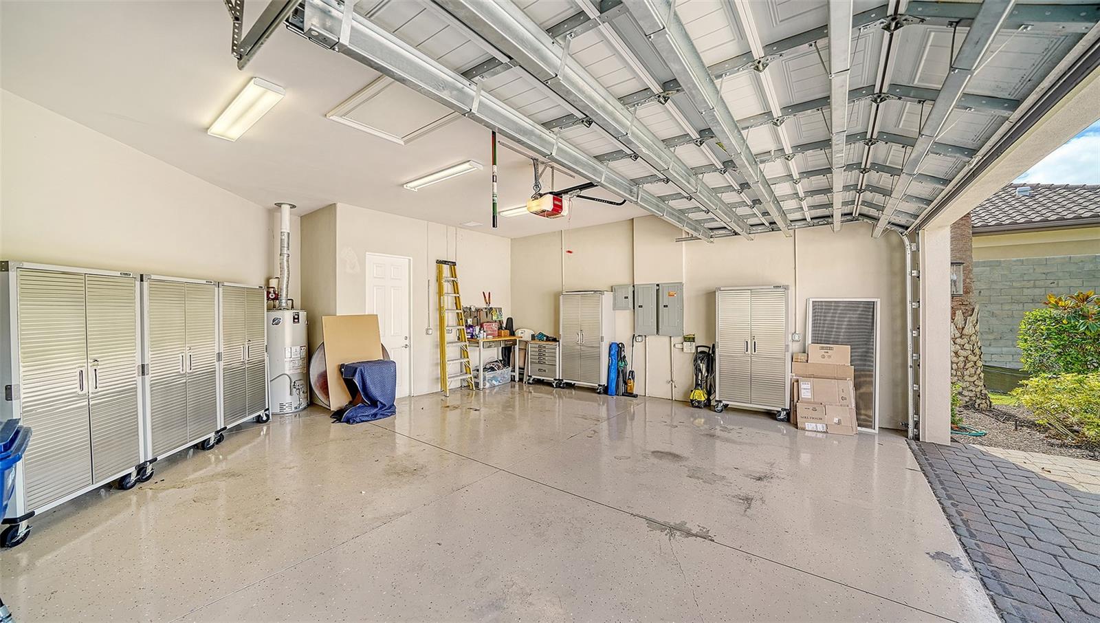 LAKE CLUB PH I - Residential