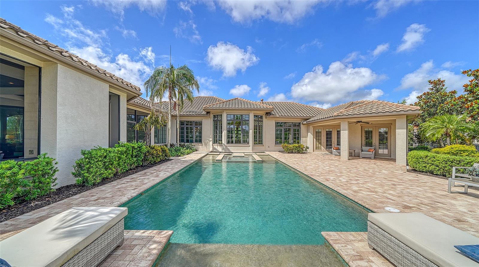 LAKE CLUB PH I - Residential