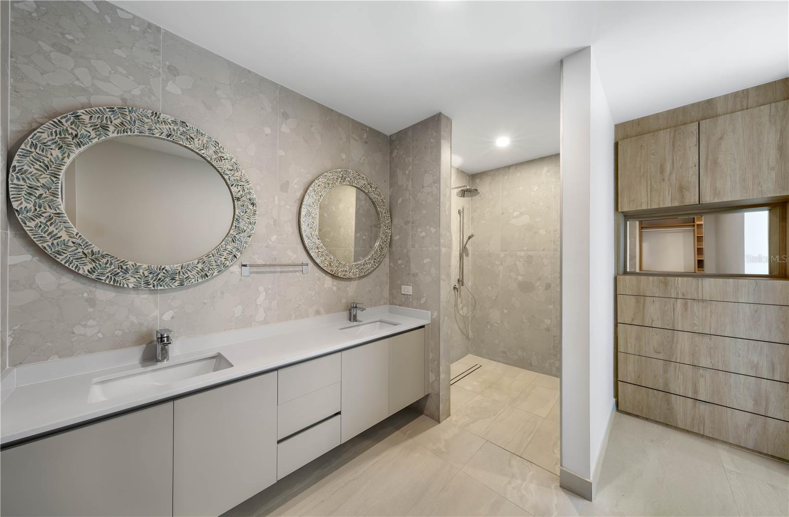 CONDADO - Residential