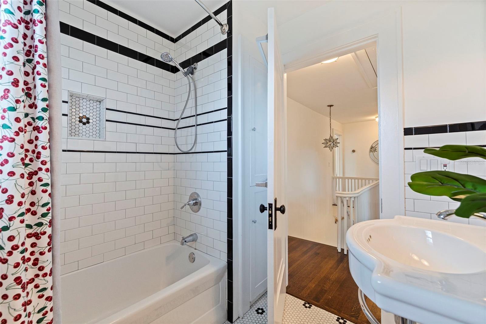 SNELL & HAMLETTS NORTH SHORE ADD REV REP - Residential