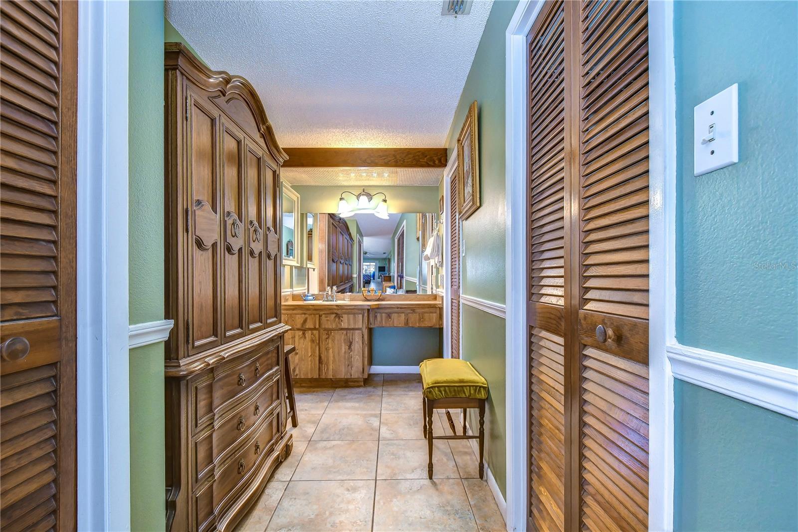 LAKEVIEW VILLAGE SEC B UNI - Residential