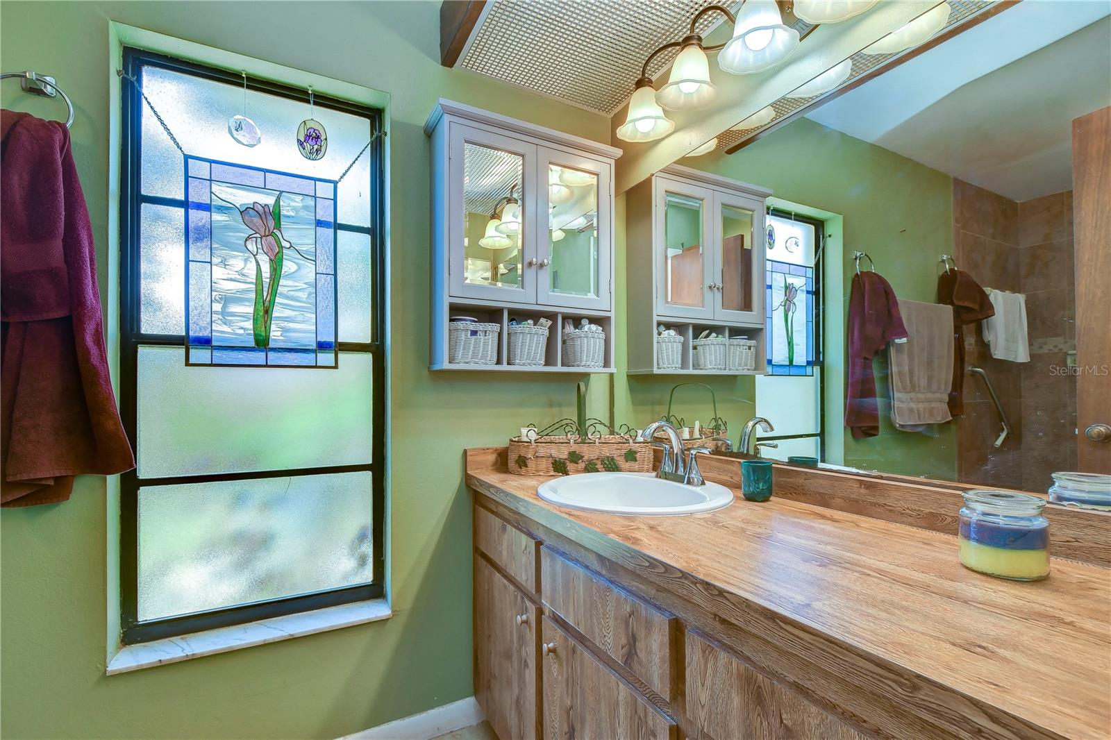 LAKEVIEW VILLAGE SEC B UNI - Residential