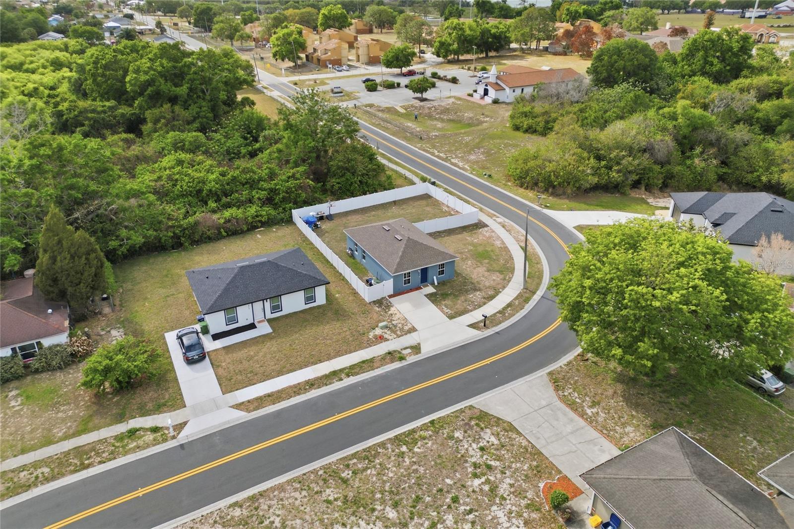 SWAN LAKE ESTATES - Residential