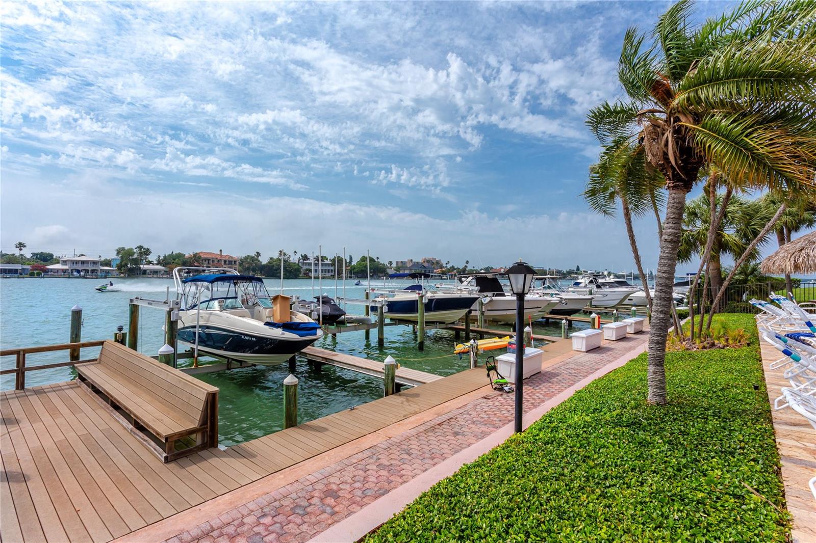 736 ISLAND WAY CONDO - Residential