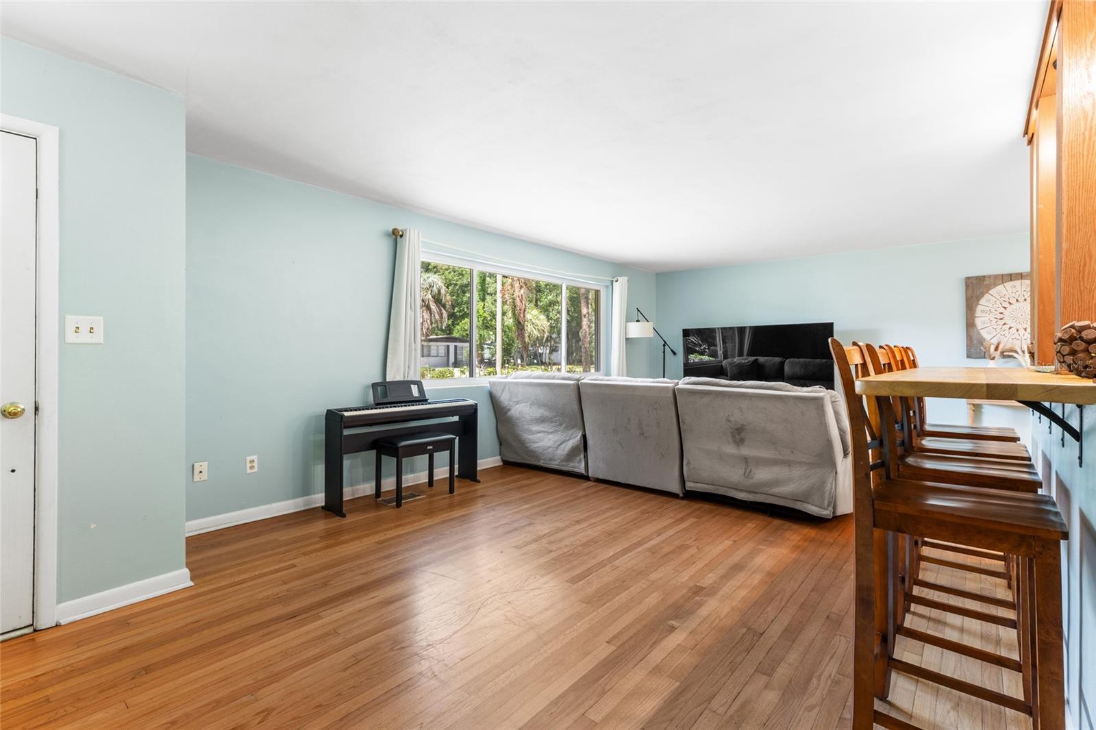 3941 SW 4TH PLACE