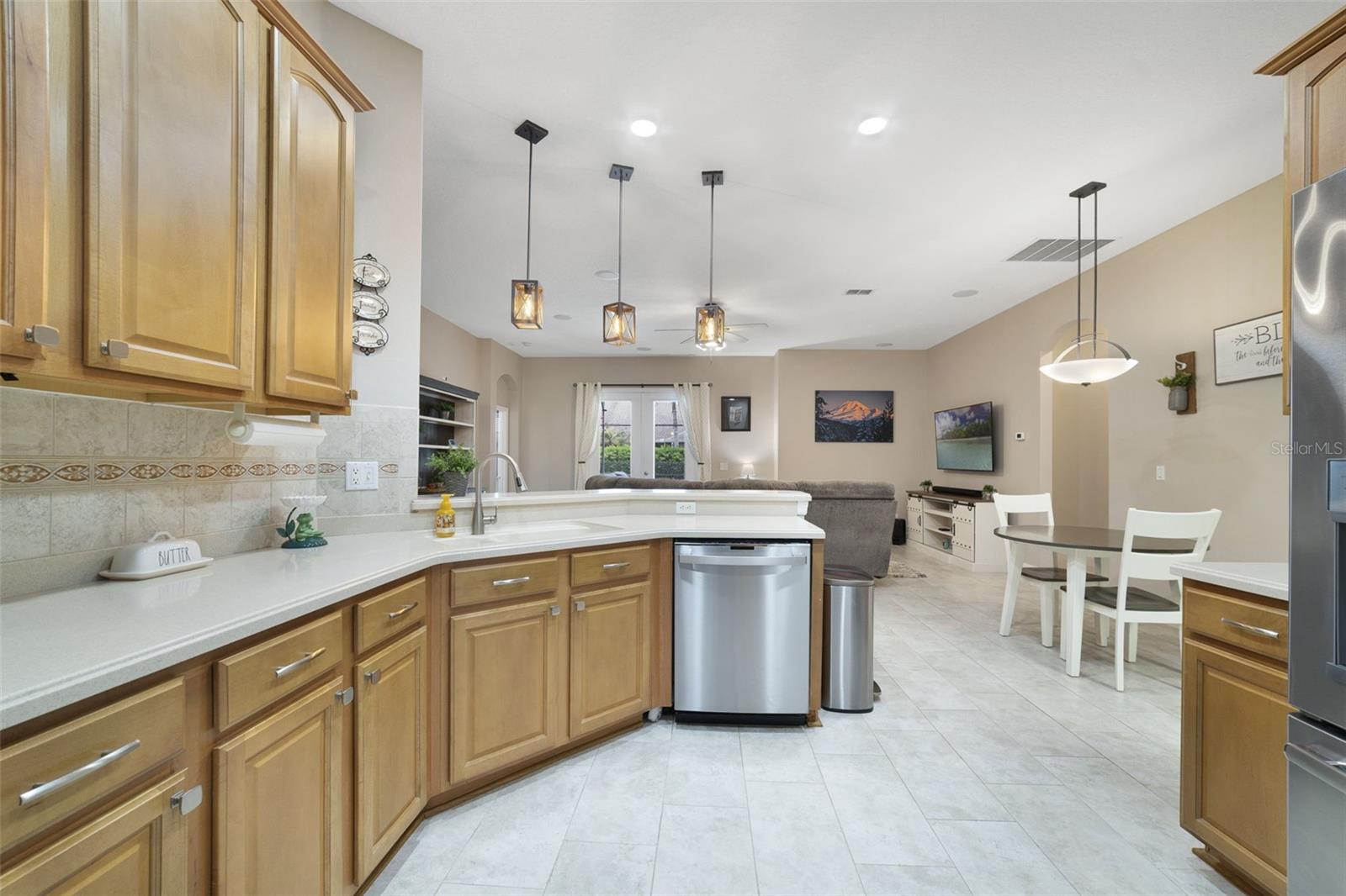 VISTA LAKES VILLAGE N-15 CARLISLE - Residential