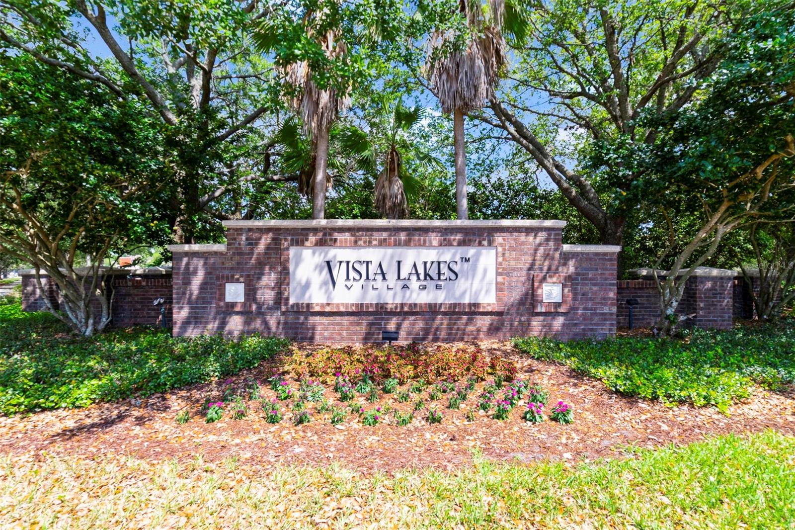 VISTA LAKES VILLAGE N-15 CARLISLE - Residential