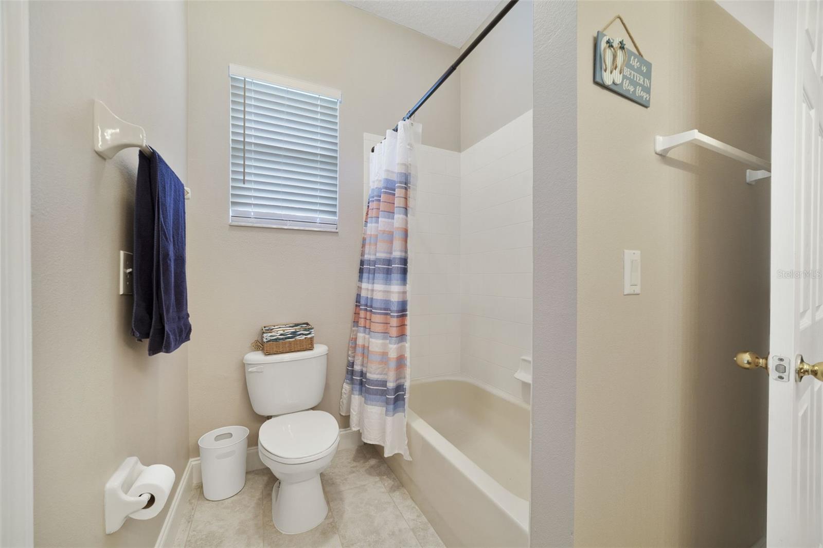 VISTA LAKES VILLAGE N-15 CARLISLE - Residential