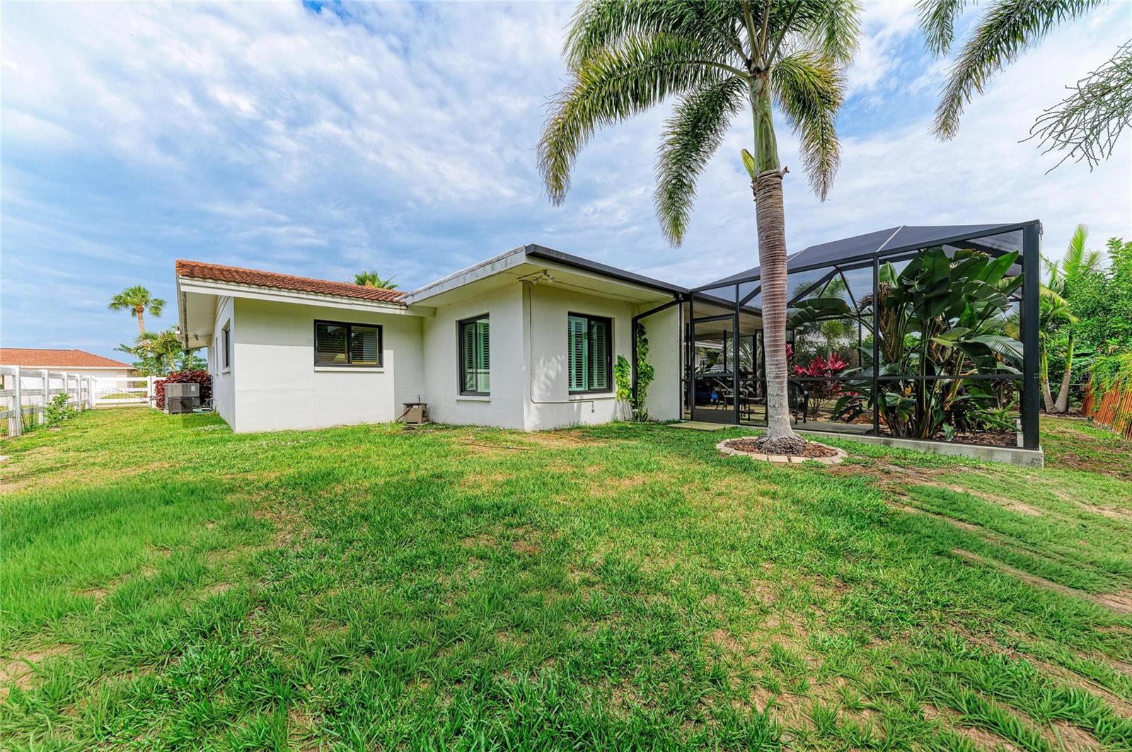 GULF GATE - Residential