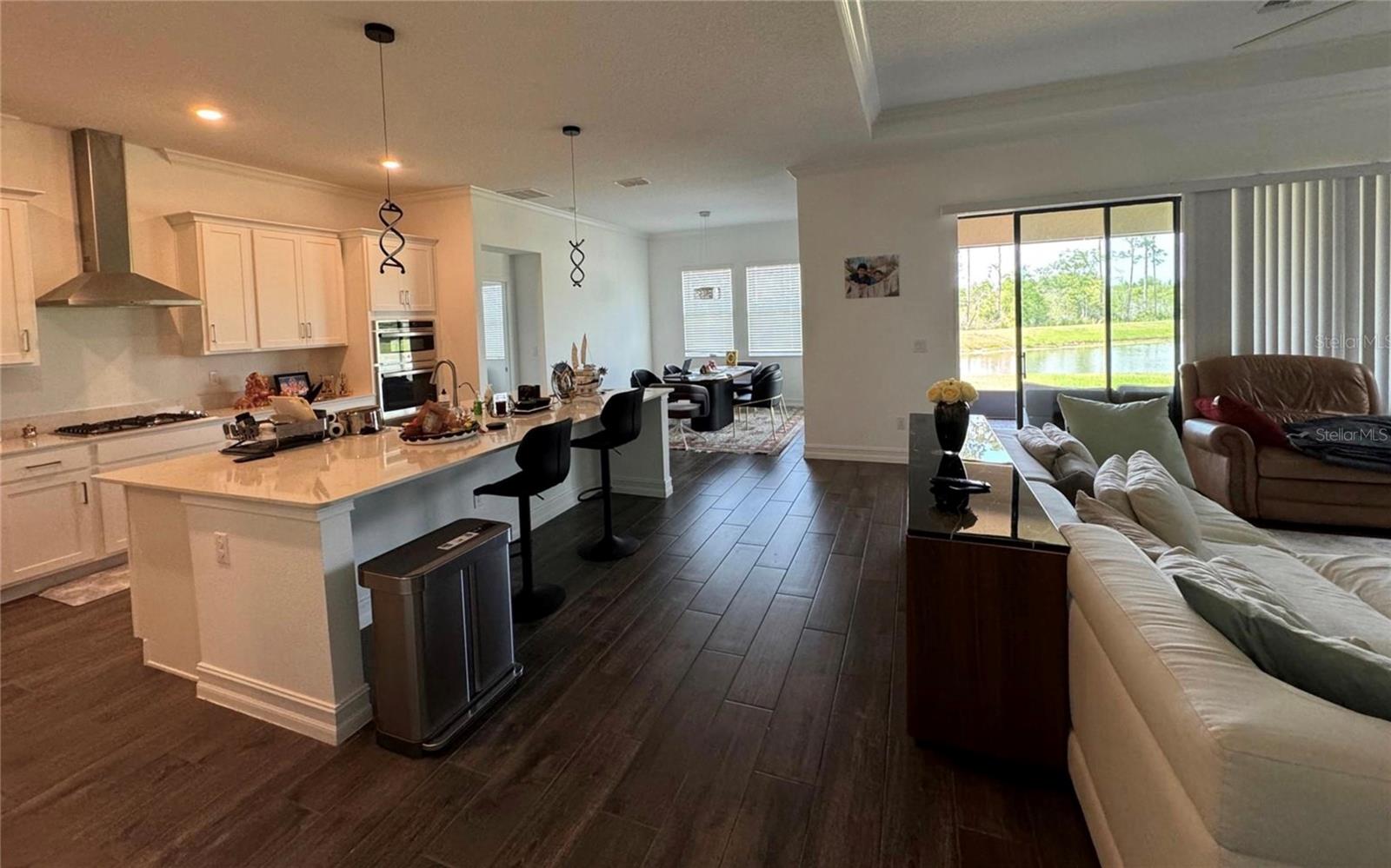 8922 LITTLE BLUESTEM DRIVE