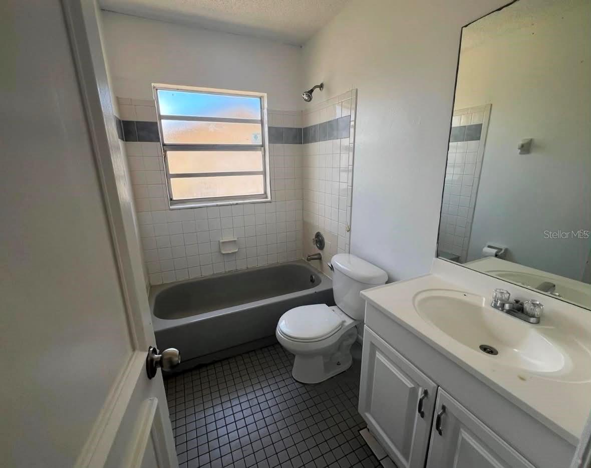 LAKE SHERWOOD HILLS PH 03 - Residential Lease