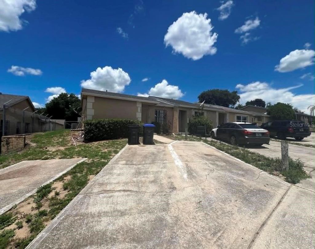 Photo of 1109 Woodman Way, Orlando, FL 32818 (MLS # S5149919)