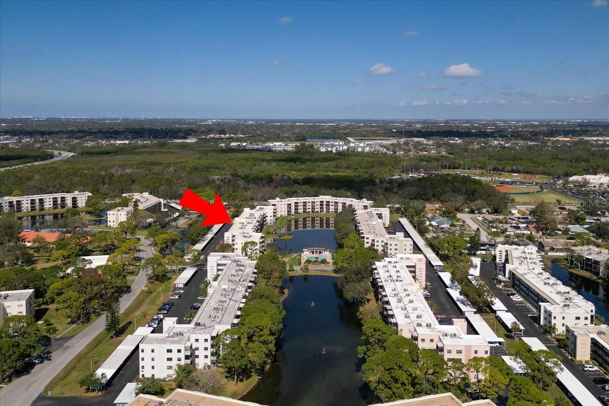 Top-floor 2BR/2BA condo in St. Petersburg's desirable 55+ community, Five Towns. Fully furnished and move-in ready with scenic lake views. Spacious, light-filled layout with updated kitchen, modern appliances, and full-size washer/dryer in unit. Primary suite includes generous closet space and en suite bath. 2022 HVAC, 2024 roof, hurricane shutters, and elevator access. Enjoy resort-style amenities including multiple pools, fitness center, clubhouse, shuffleboard, bocce courts, and beautifully landscaped grounds. Conveniently located near Gulf beaches, shopping, dining, and healthcare. Schedule your showing today!
