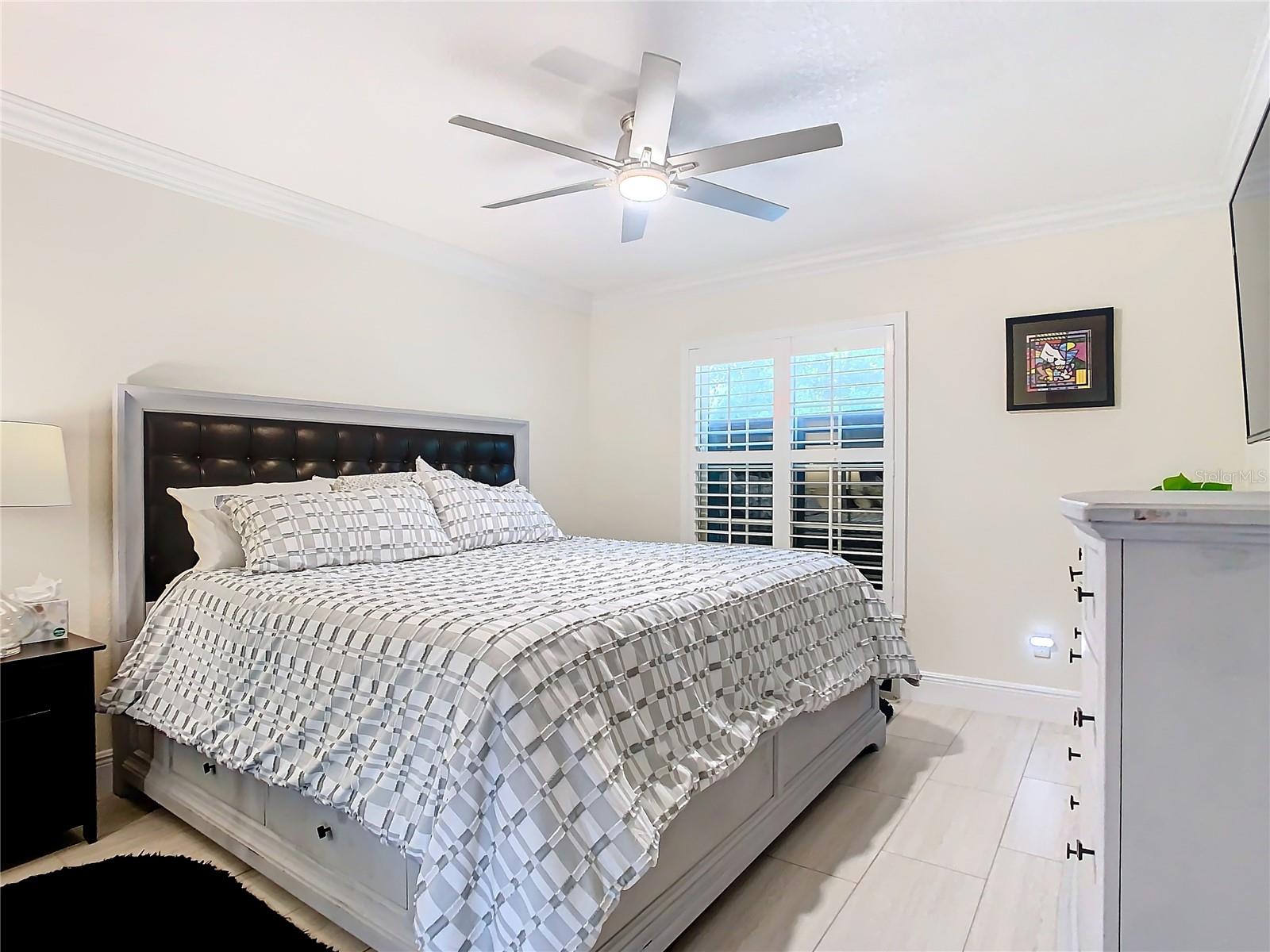 TURNBURY WOODS - Residential