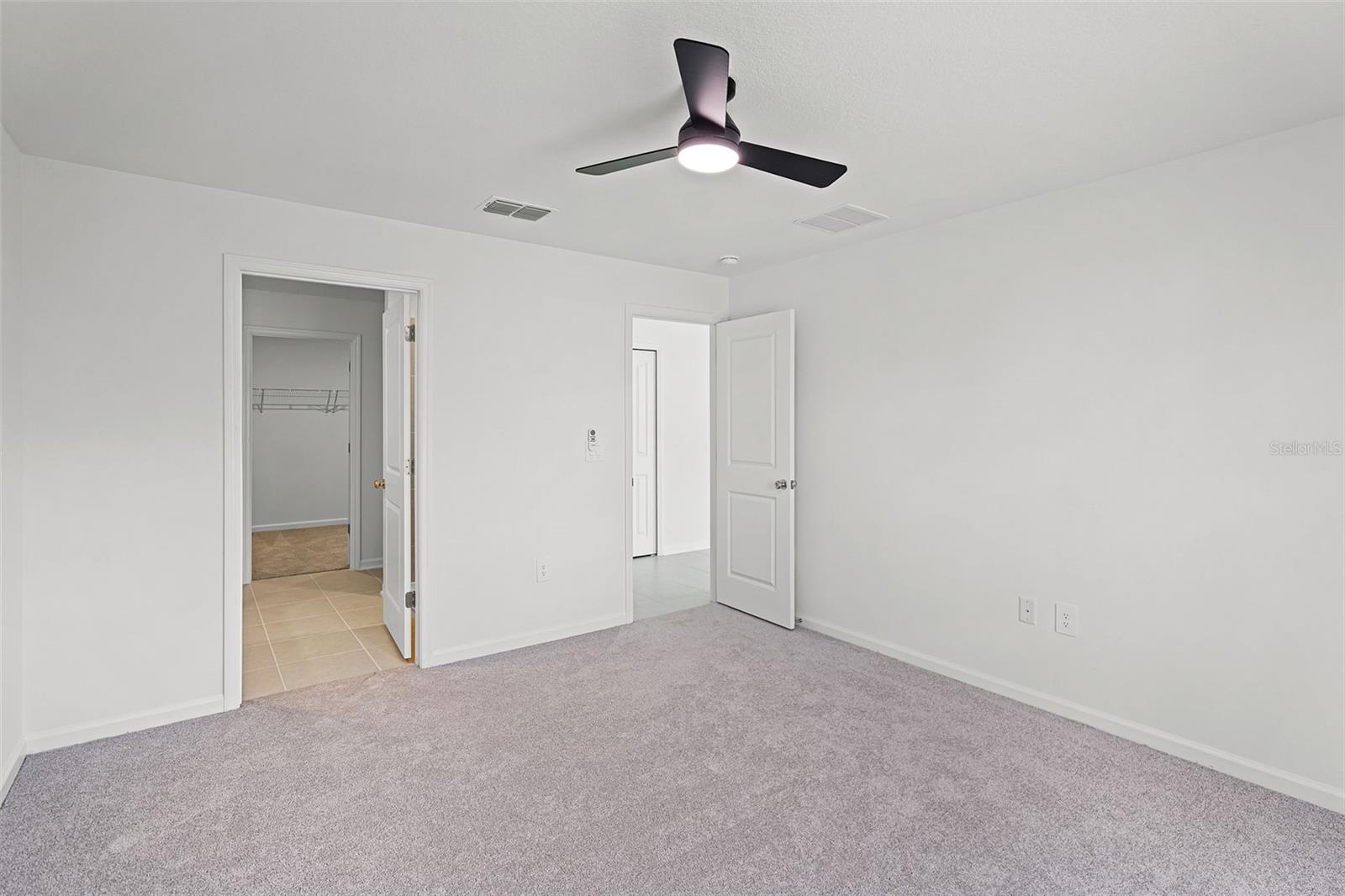 PEACE CRK RESERVE - Residential Lease