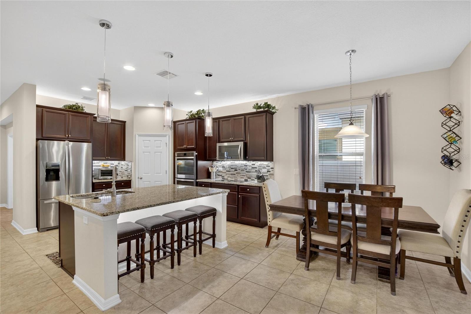 MARIPOSA PH 1 - Residential