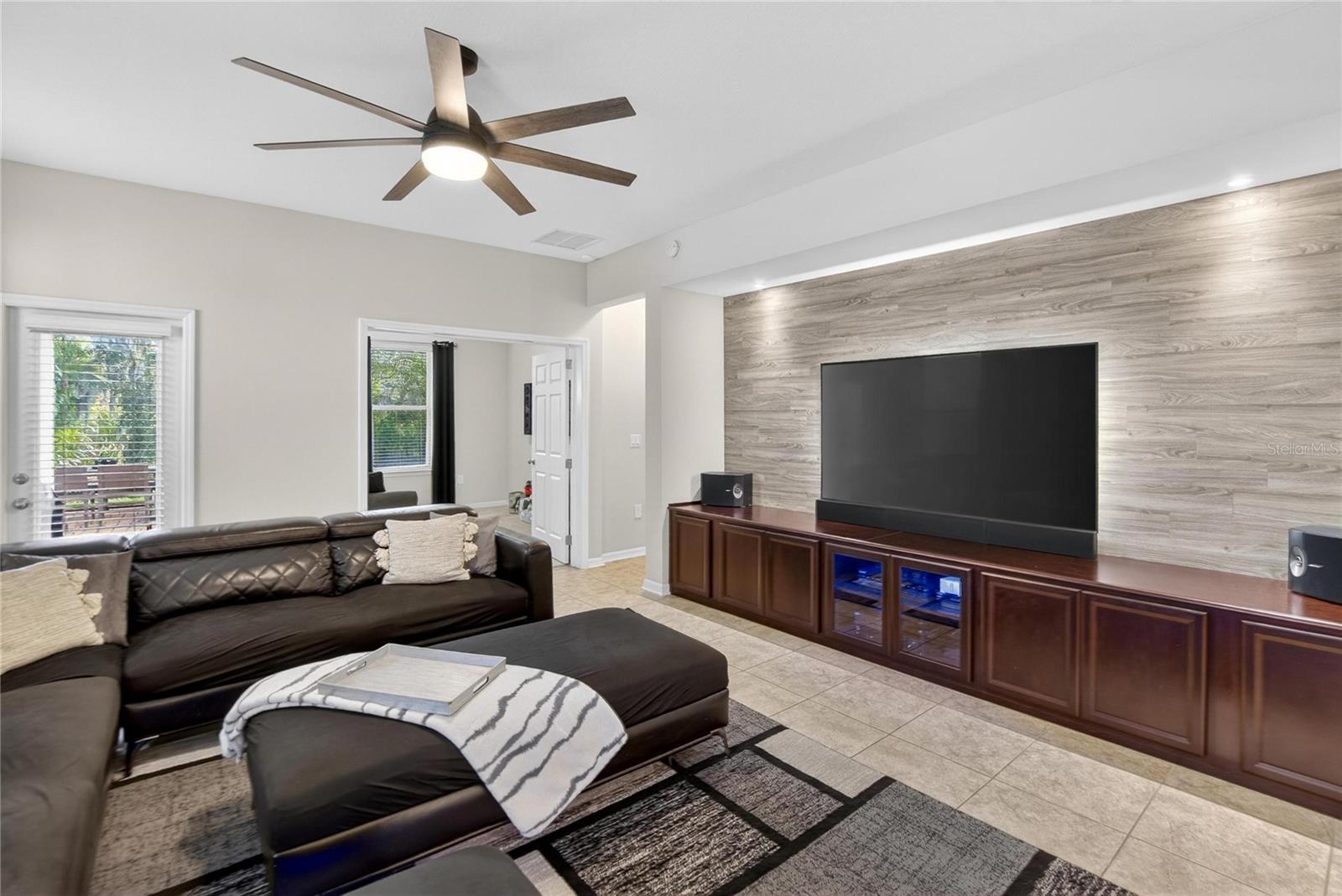 MARIPOSA PH 1 - Residential