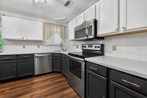 1213 55th Street S, Gulfport, FL 33707