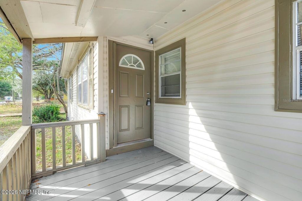 Photo of 2971 W 16th Street, Jacksonville, FL 32254 (MLS # O6408316)