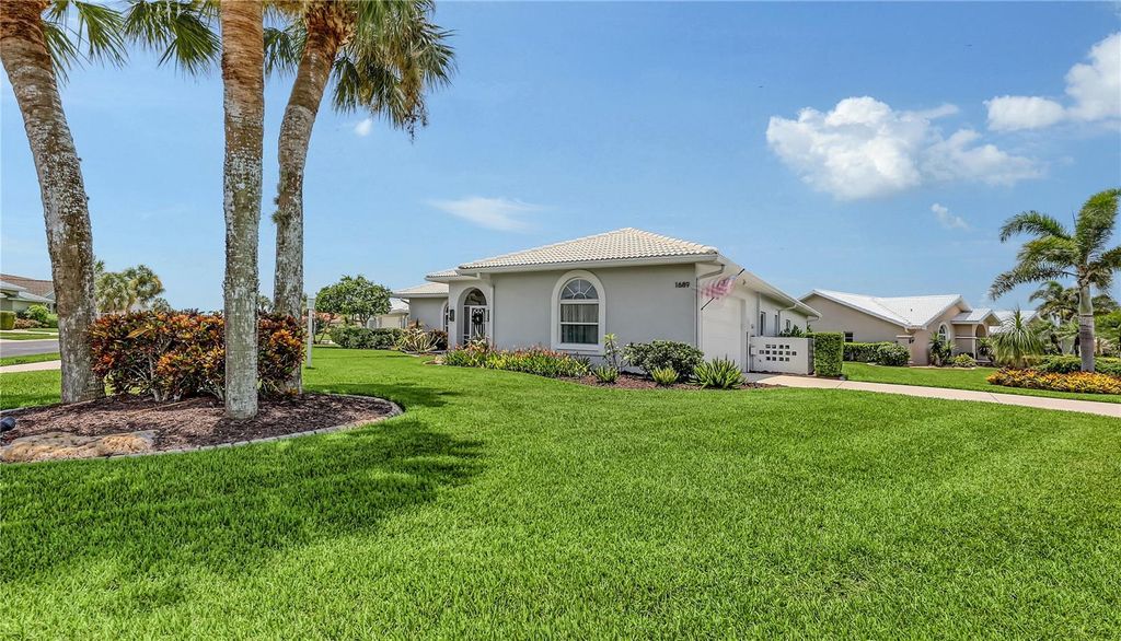 Photo of 1689 Valley Drive, Venice, FL 34292 (MLS # A4660040)