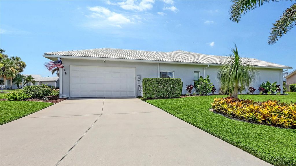 Photo of 1689 Valley Drive, Venice, FL 34292 (MLS # A4660040)