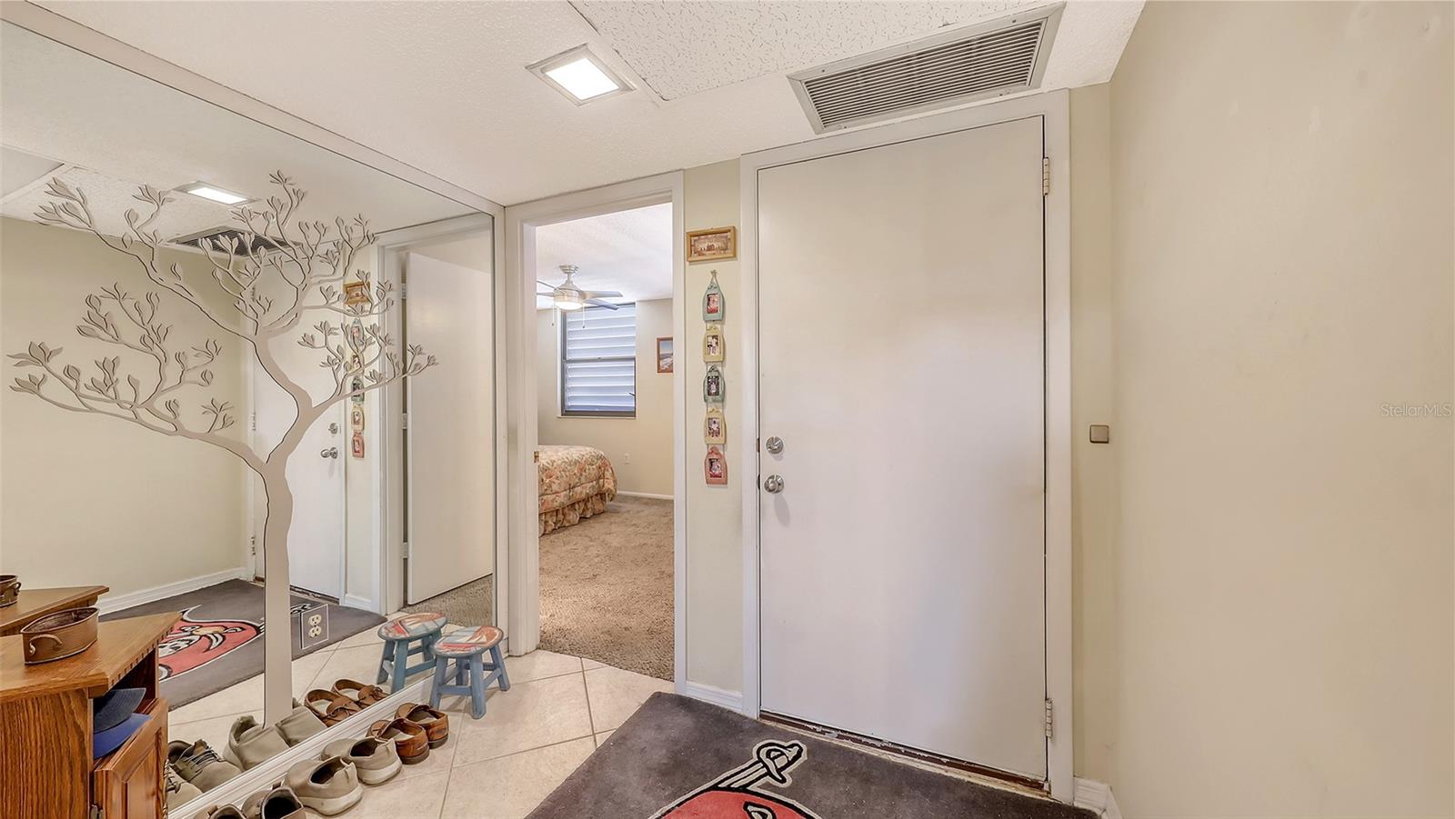 427 PALM TREE DRIVE 427