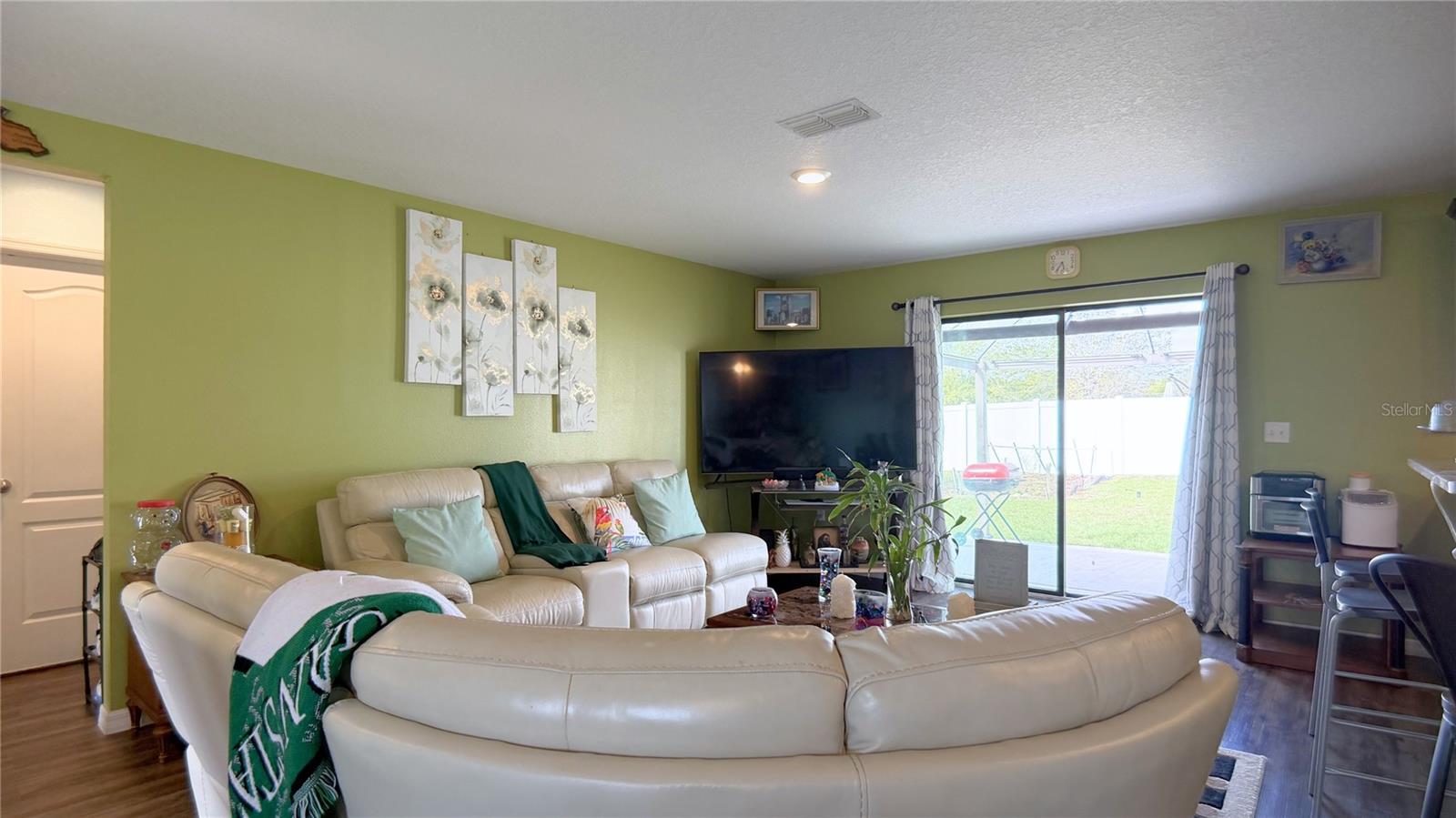 MEADOW RIDGE OF GRAND ISLAND - Residential Lease