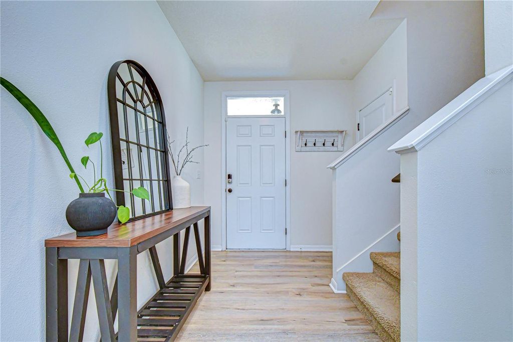 Photo of 11019 Leland Groves Dr, Riverview, FL 33579 (MLS # TB8478880)