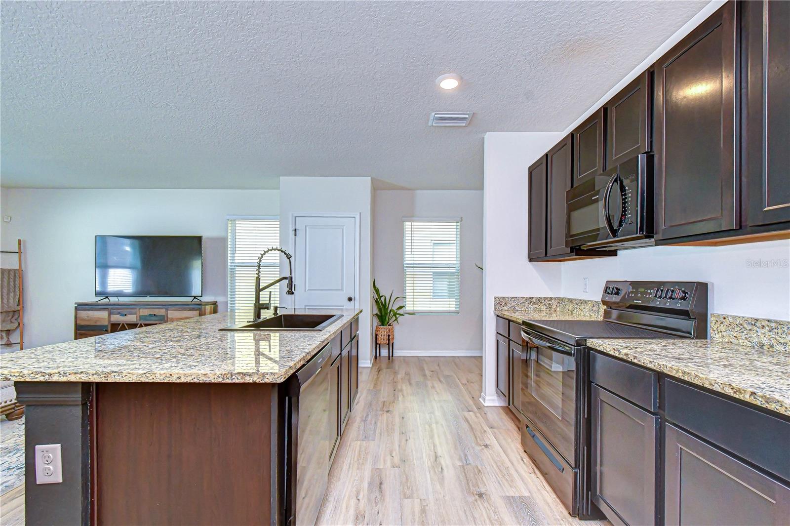 CARLTON LAKES WEST 2 - Residential