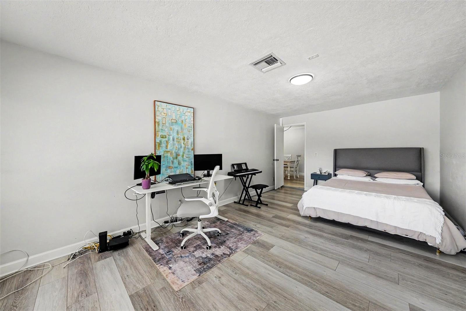 GOLF VIEW VILLAS CONDO 01 - Residential