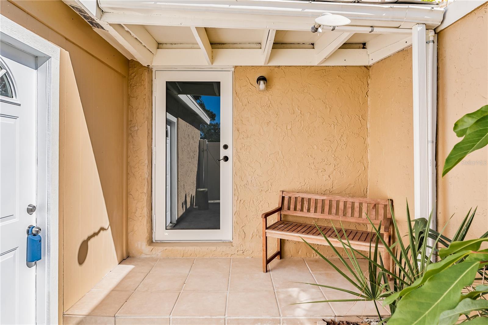 LA HACIENDA CONDO - Residential