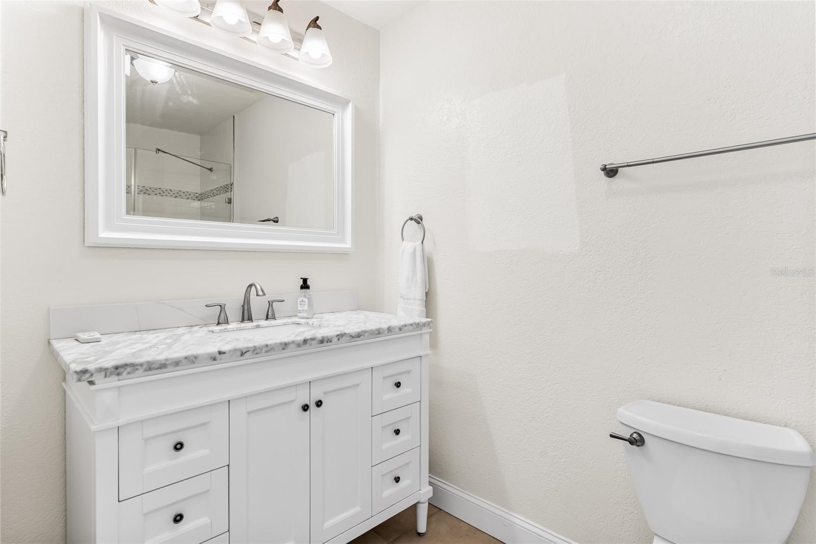 LA HACIENDA CONDO - Residential