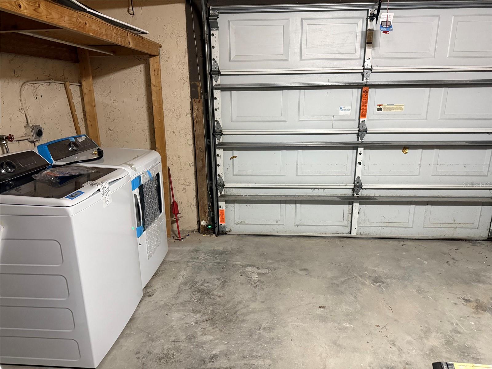 LA HACIENDA CONDO - Residential