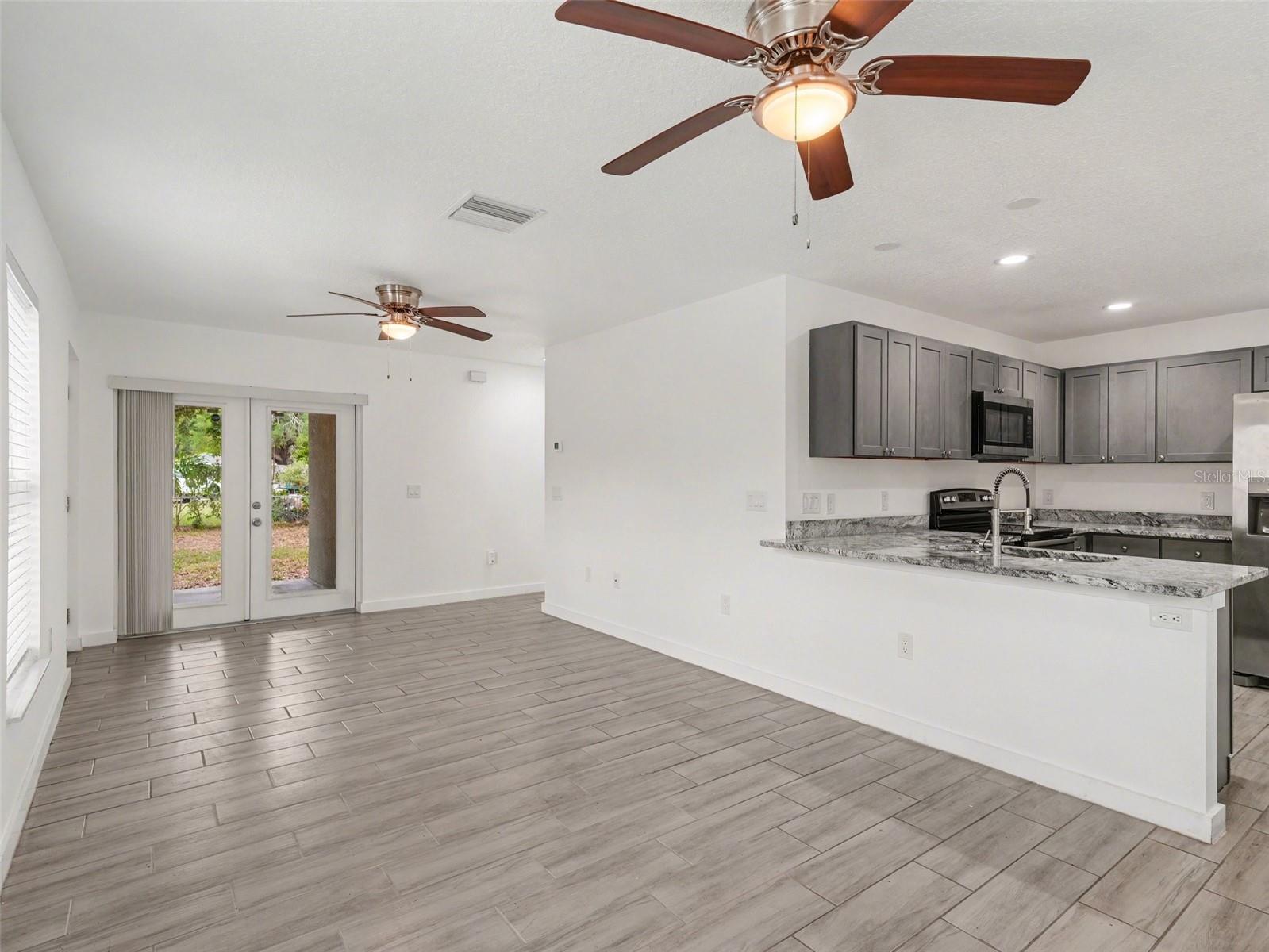 ACREAGE - Residential