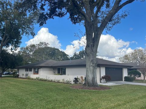 Photo of 634 Wexford Court, Winter Haven, FL 33884 (MLS # L4958804)