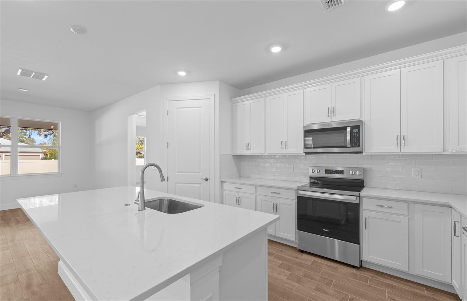 LEGACY GROVES PHASE 1 - Residential