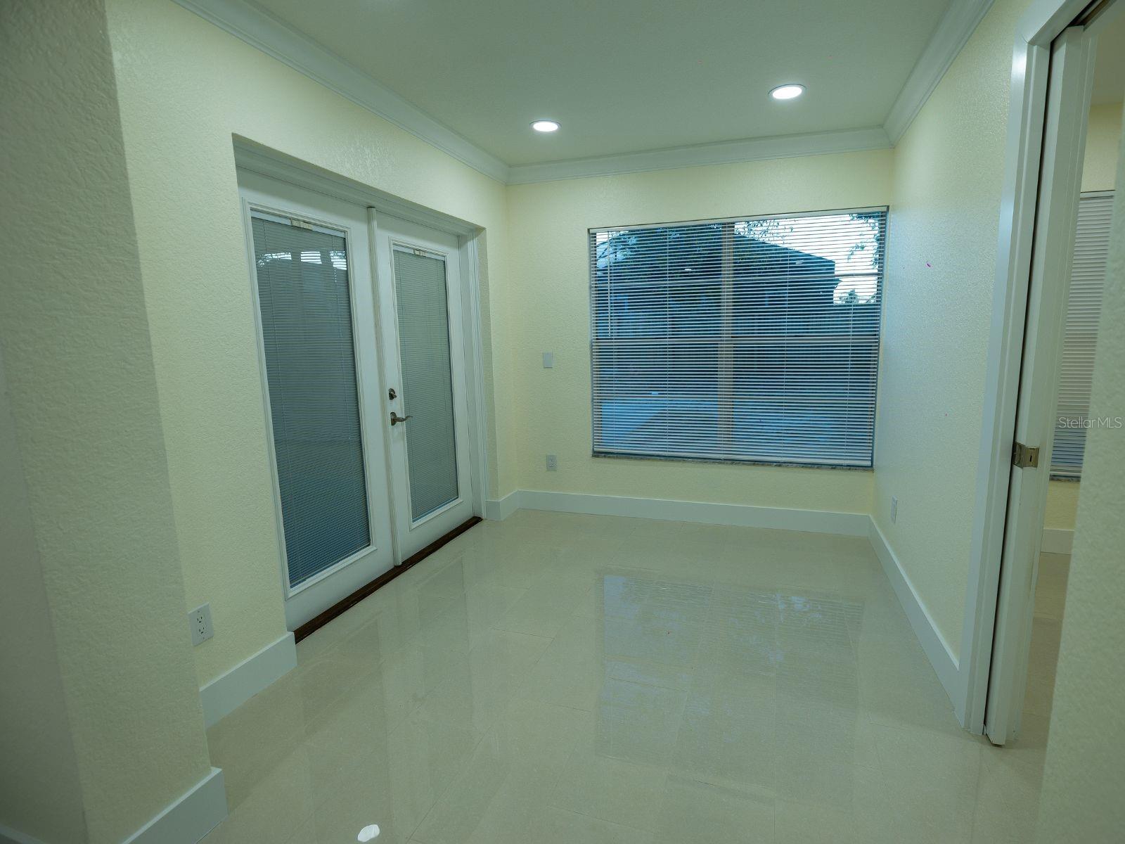 HARBOR PALMS-UNIT SIX - Residential Lease